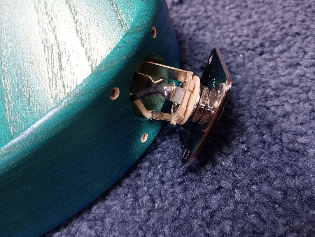 オフセットテレキャスター アッシュボディ バーズアイメイプルネック エボニー指板