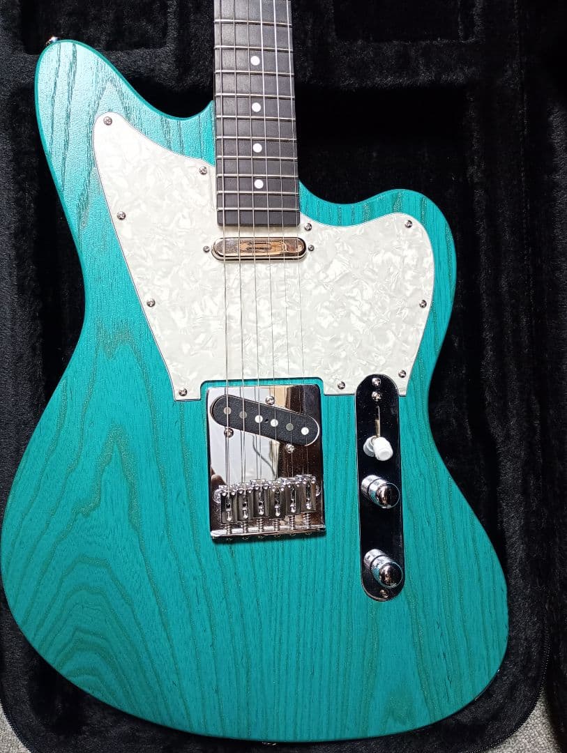 オフセットテレキャスター アッシュボディ バーズアイメイプルネック エボニー指板