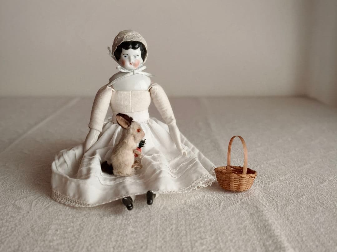 *vintage rabbit ❀ ダークグレーのお耳と尻尾 可愛い ウサちゃん