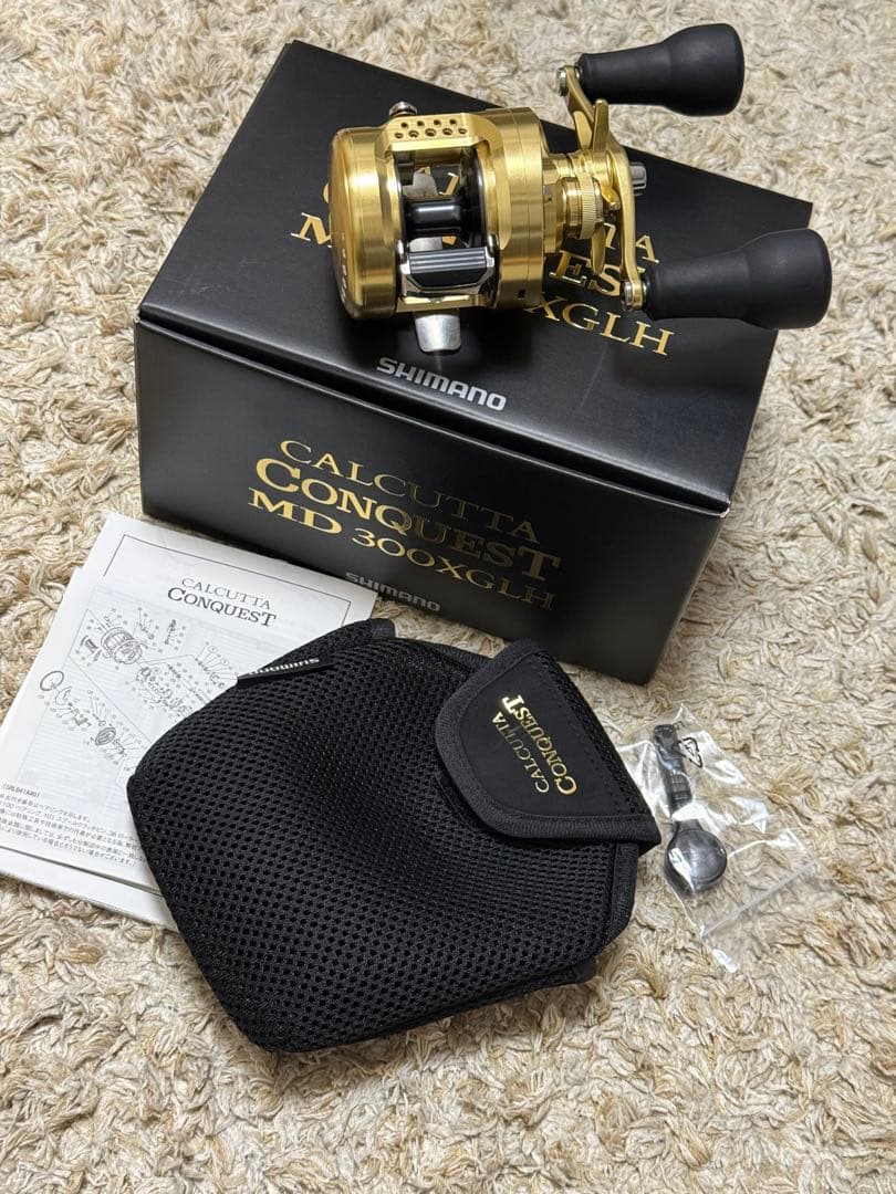 美品　23 カルカッタコンクエストMD 300XGLH 右巻き シマノ