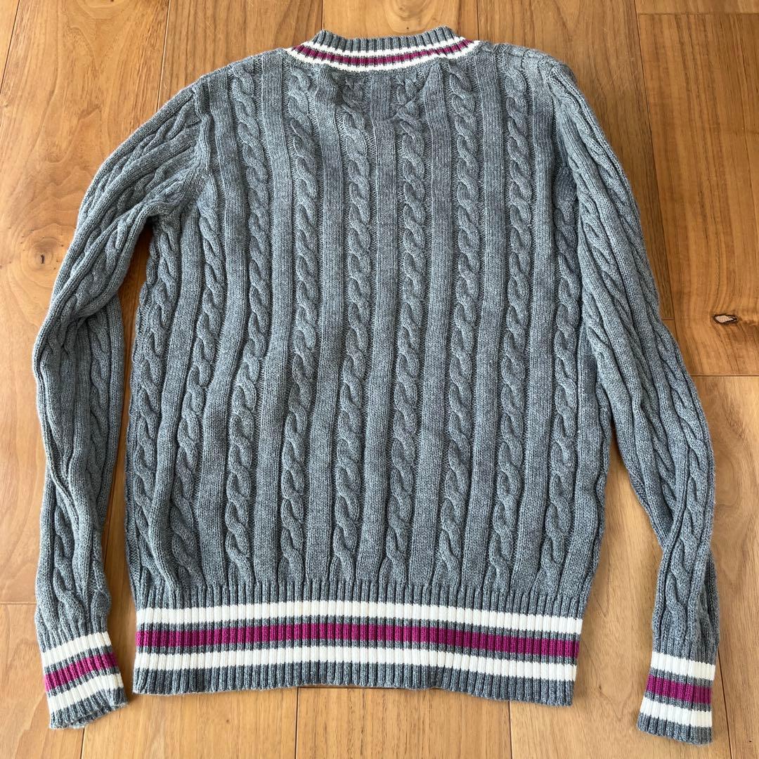   ゴルフ　ケーブル編み Vネックセーター S 美品