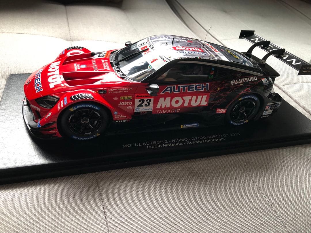 1/18 モチュールZ ザナヴィニスモGT-Rセット