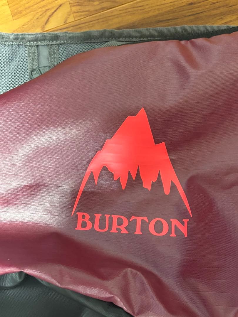 BURTON ラージダッフルバッグ 90L