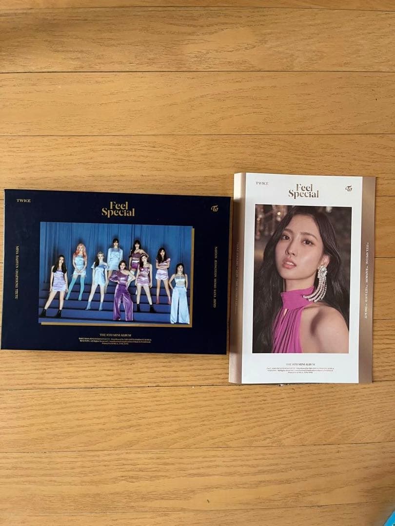 twiceトワイスグッズ　アルバム　うちわ　トートバッグ他