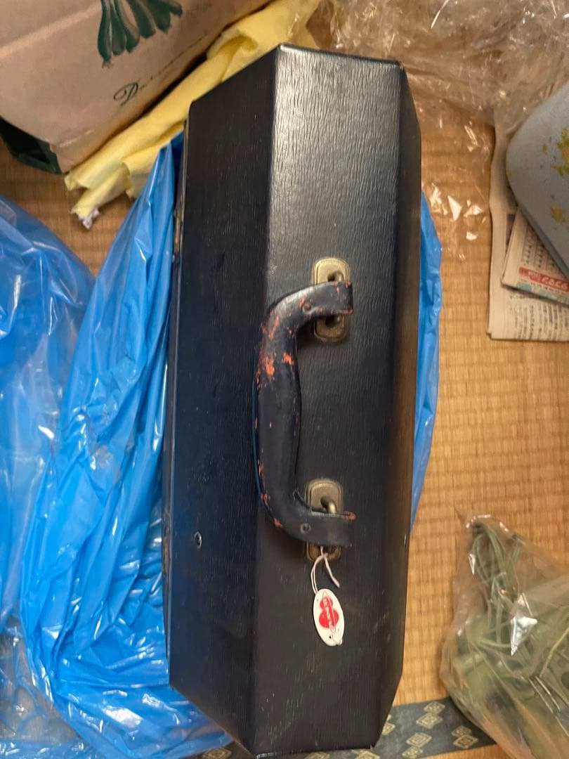 誰か教えてください(^ ^)何かわかりません。