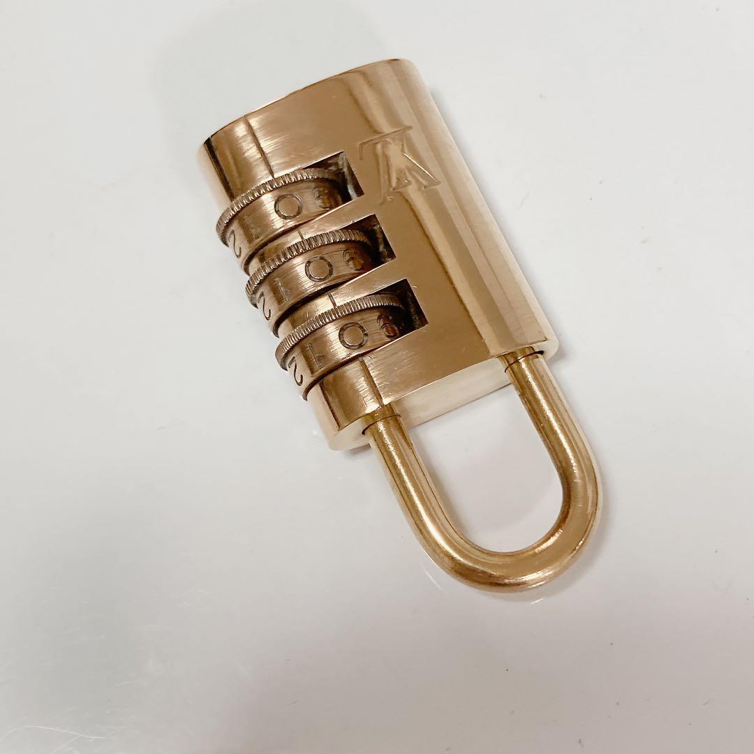 美品 ルイヴィトン ダイヤル式 南京錠 パドロック カデナ