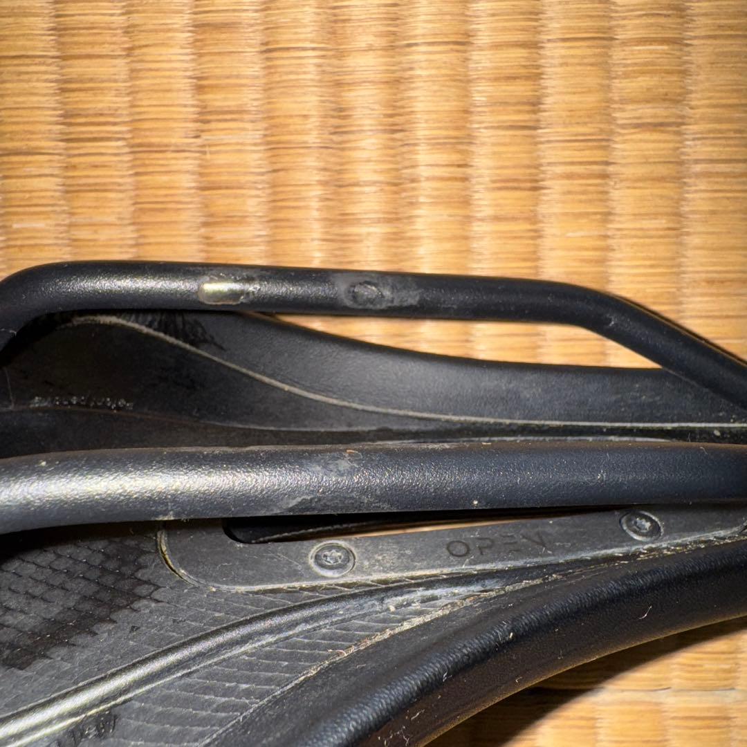 fizik ARIONE R5 オープンサドル