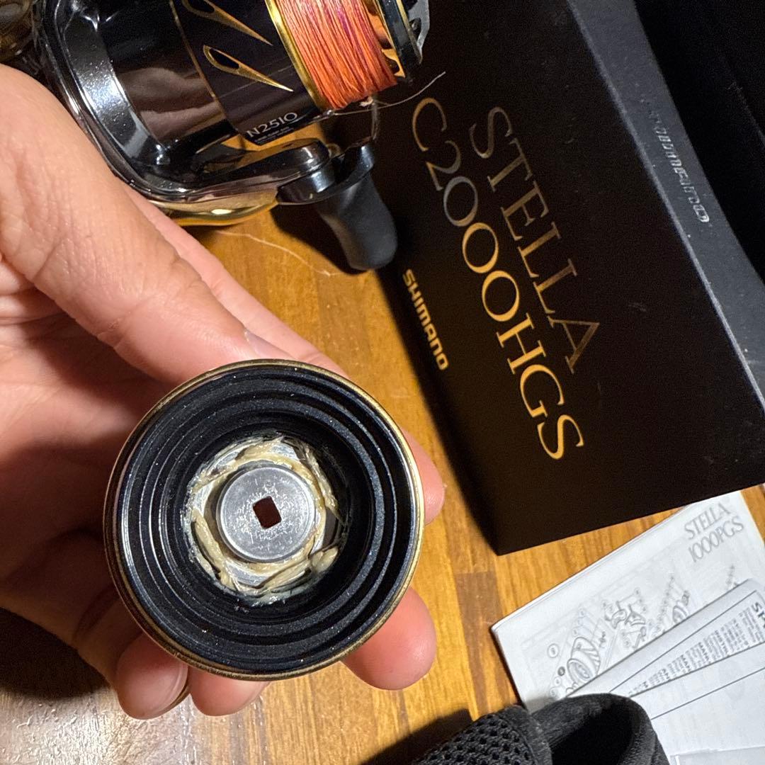 シマノ　14ステラ　C2000HGS スピニングリール