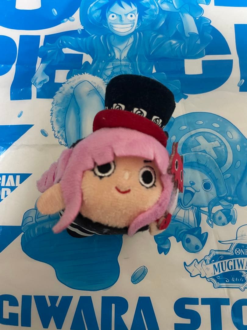 ONE PIECEペローナぬいぐるみ缶バッジアクスタなど