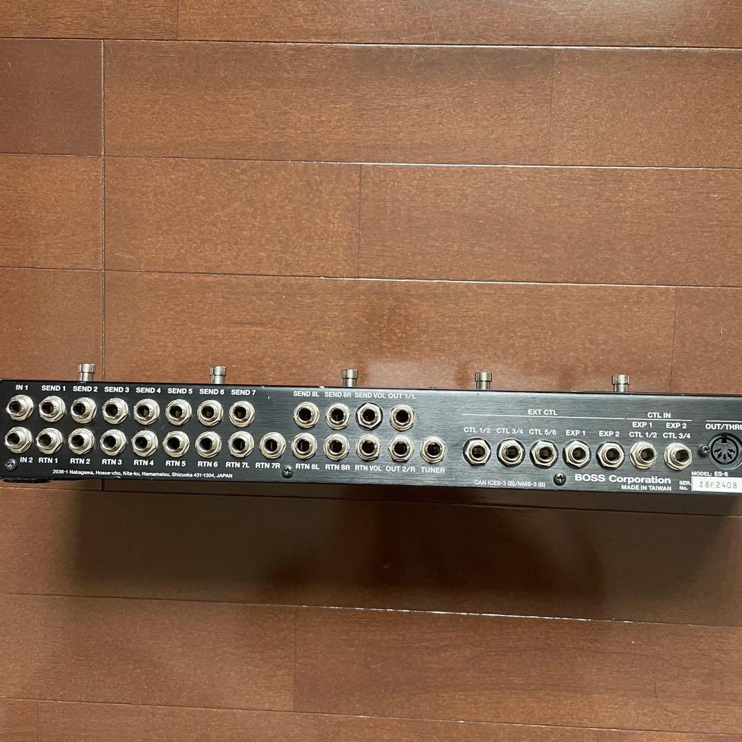 BOSS ES-8 スイッチャー
