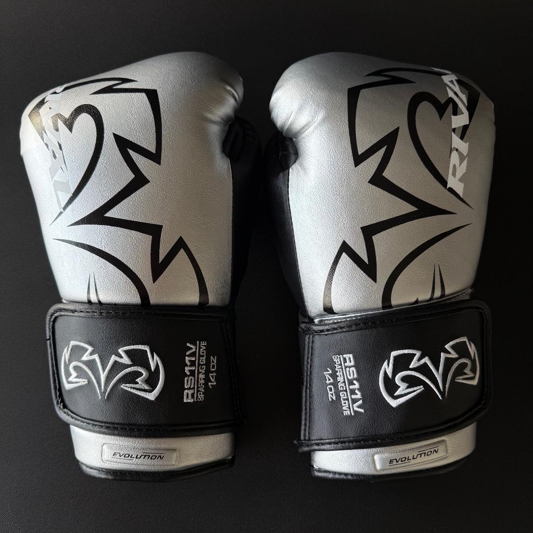 【美品】RIVAL ライバル RS11V スパーリンググローブ Mサイズ14oz