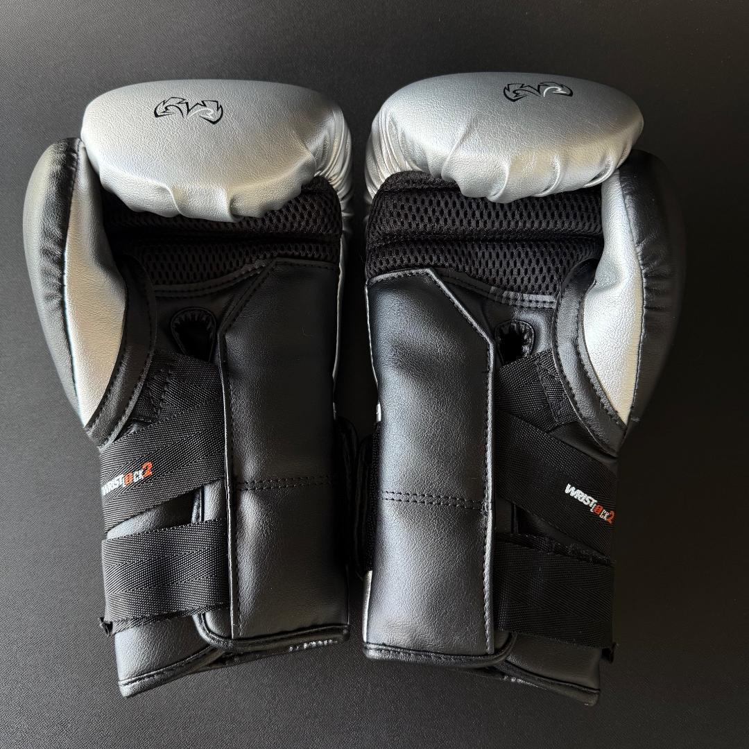 【美品】RIVAL ライバル RS11V スパーリンググローブ Mサイズ14oz