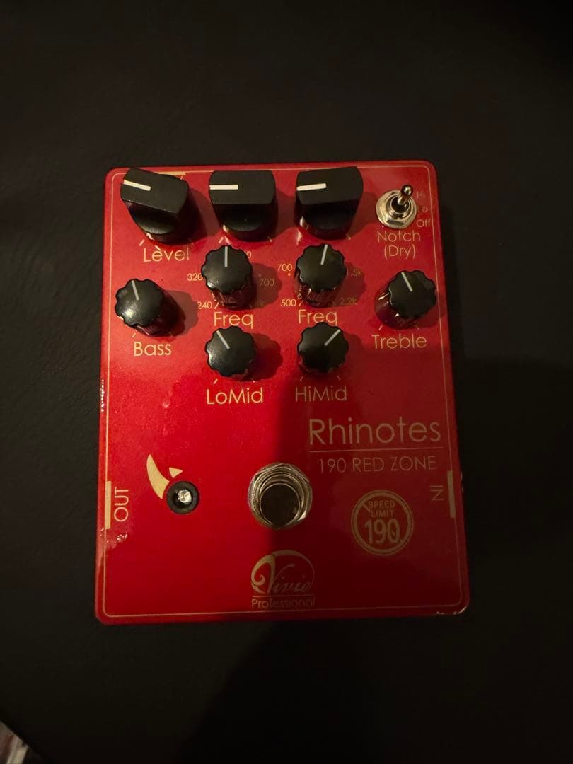 Rhinotes 190 Red Zone ベースエフェクター