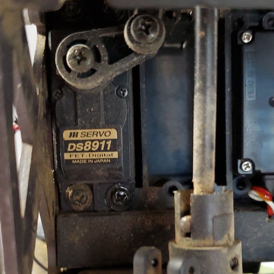 サベージキャタピラー整備できる方