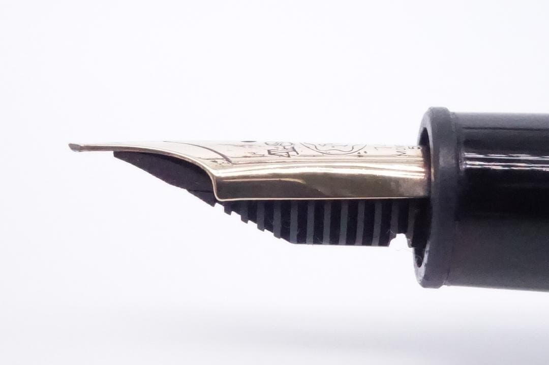 Mont Blanc モンブラン マイスターシュトゥック 146 ブラック