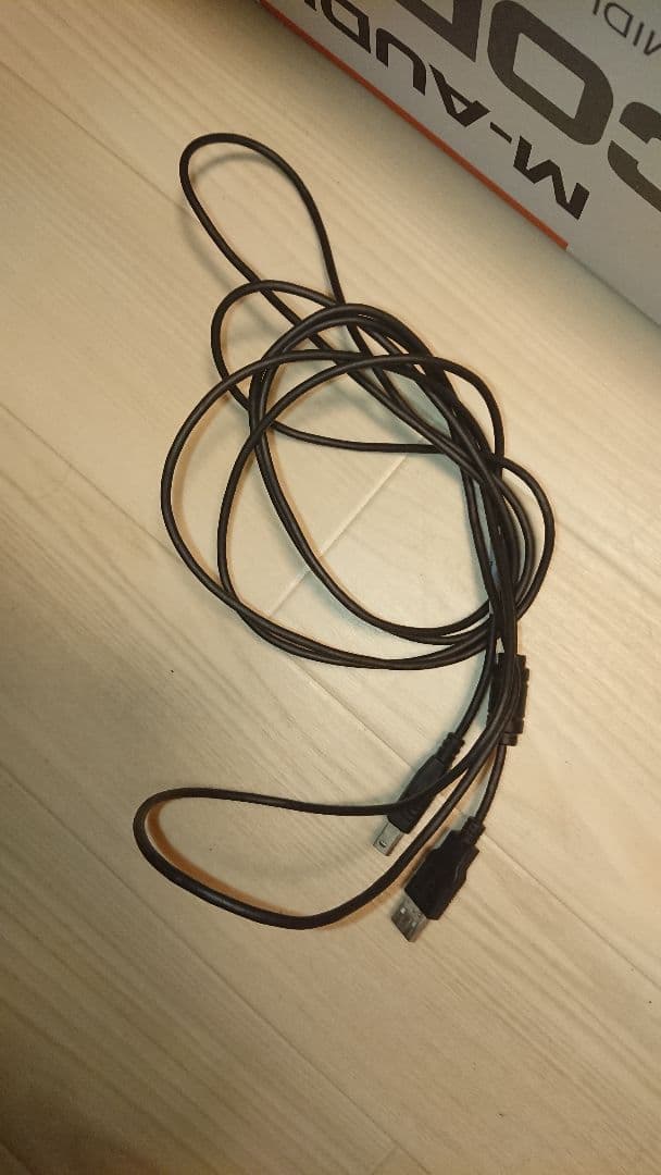 M-AUDIO CODE61 MIDIキーボード X/Yパッド付 ほぼ新品!