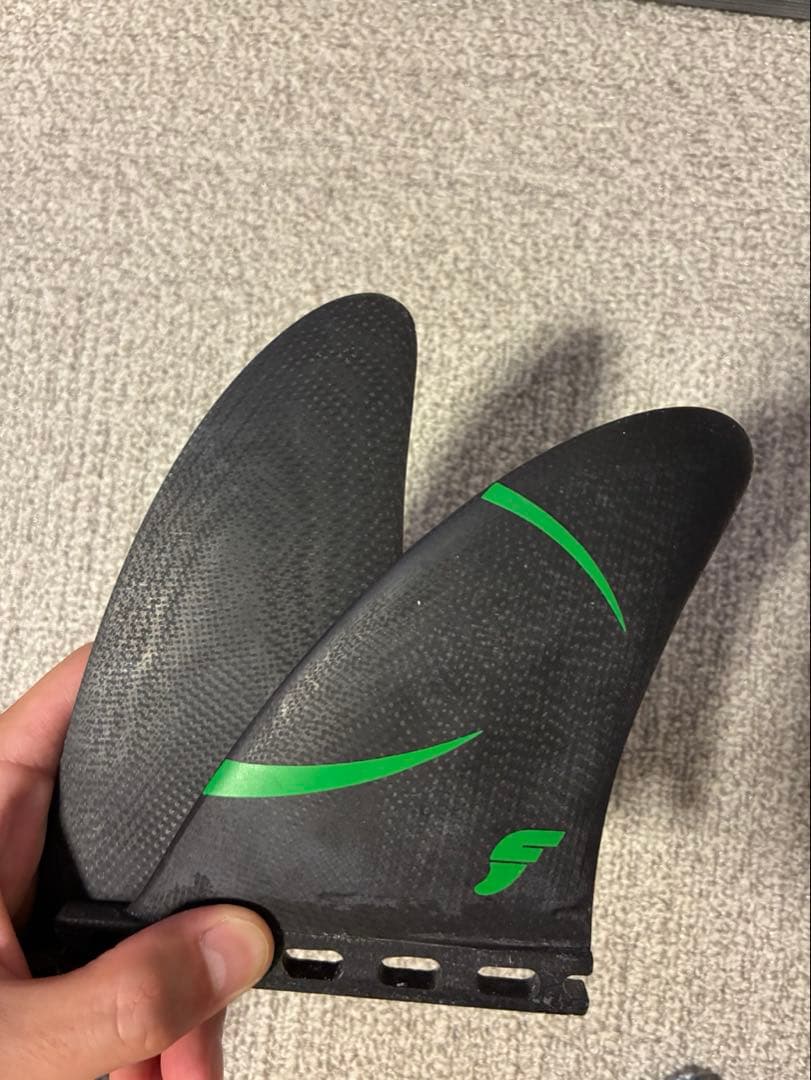 フューチャーフィン　CONTROLLER FIBERGLASS QUAD