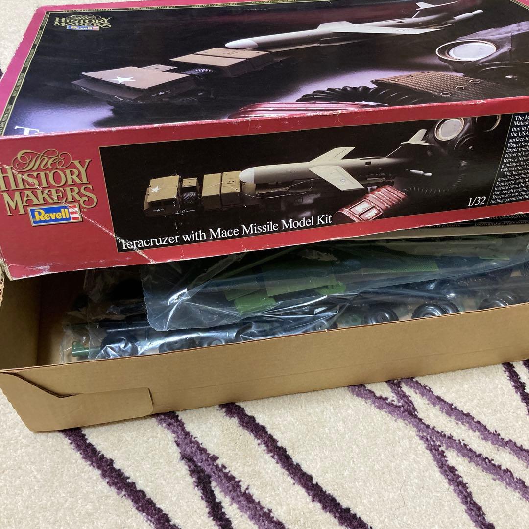 航空機・ヘリコプター 1/32Revell Teracruzer with Mace Missile