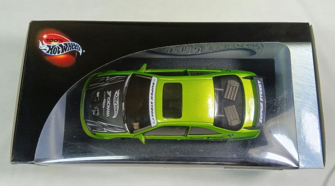 カスタムホンダ　シビックSI　1/18　ミニカー　100% ホットウィール　美品