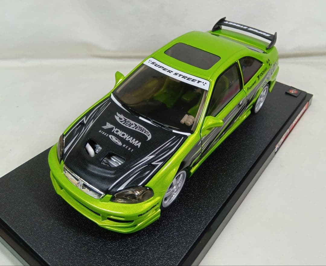カスタムホンダ　シビックSI　1/18　ミニカー　100% ホットウィール　美品