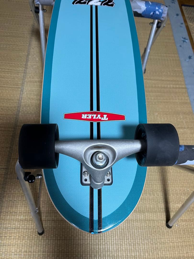 カーバーTYLER 777Surfskate Complete 36.5
