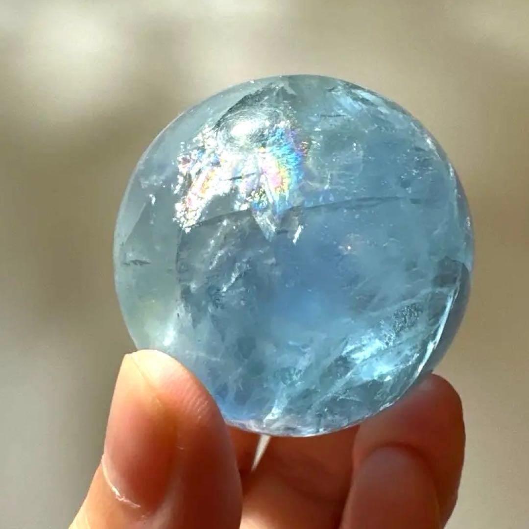 ブルーフローライト　スフィア　4.2㎝　スカイブルー　レア　虹　フローライト