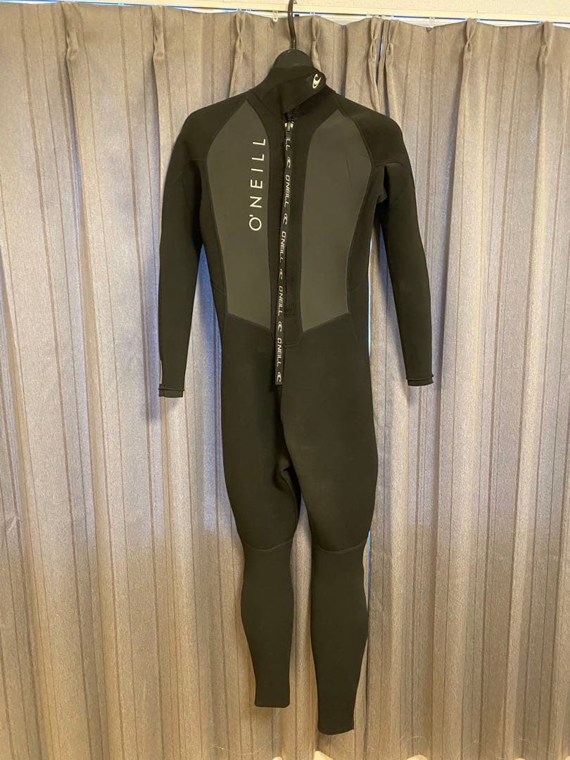 O'NEILL ウェットスーツ　フルスーツ 3mm/2mm 洗剤付