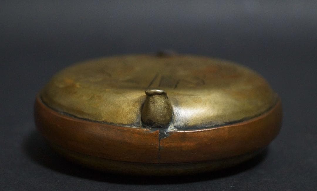 清 古銅製 栄寶款竹岩刻『人物風景図』金工細工水滴 水注 書道具 古董 文法四宝