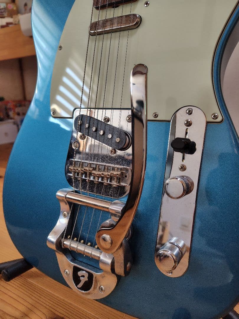 Fender MIJ telecaster bigsby レイクプラシッドブルー