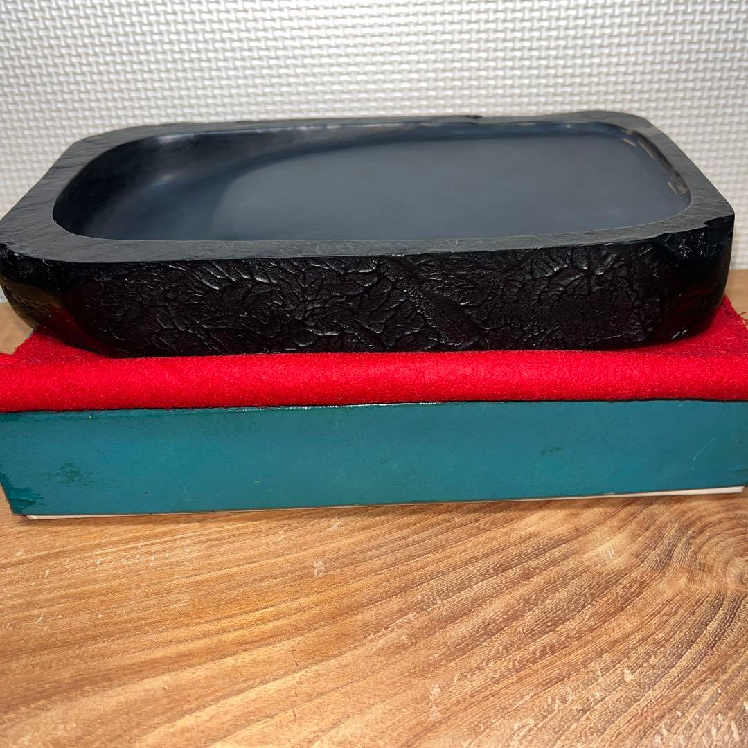 ⭕️雄勝硯　共蓋付き　伝統工芸士　山崎勝　7寸大　咲き梅花彫刻蓋　大型　石紋綺麗