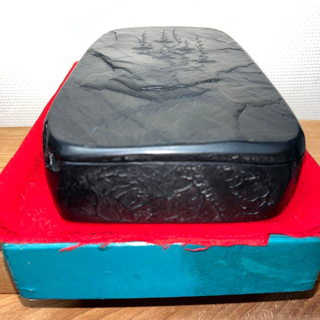 ⭕️雄勝硯　共蓋付き　伝統工芸士　山崎勝　7寸大　咲き梅花彫刻蓋　大型　石紋綺麗