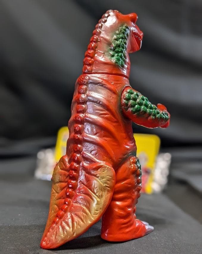 ザゴラス「帰ってきたウルトラマン」登場怪獣（ブルマァク復刻）ソフビフィギュア