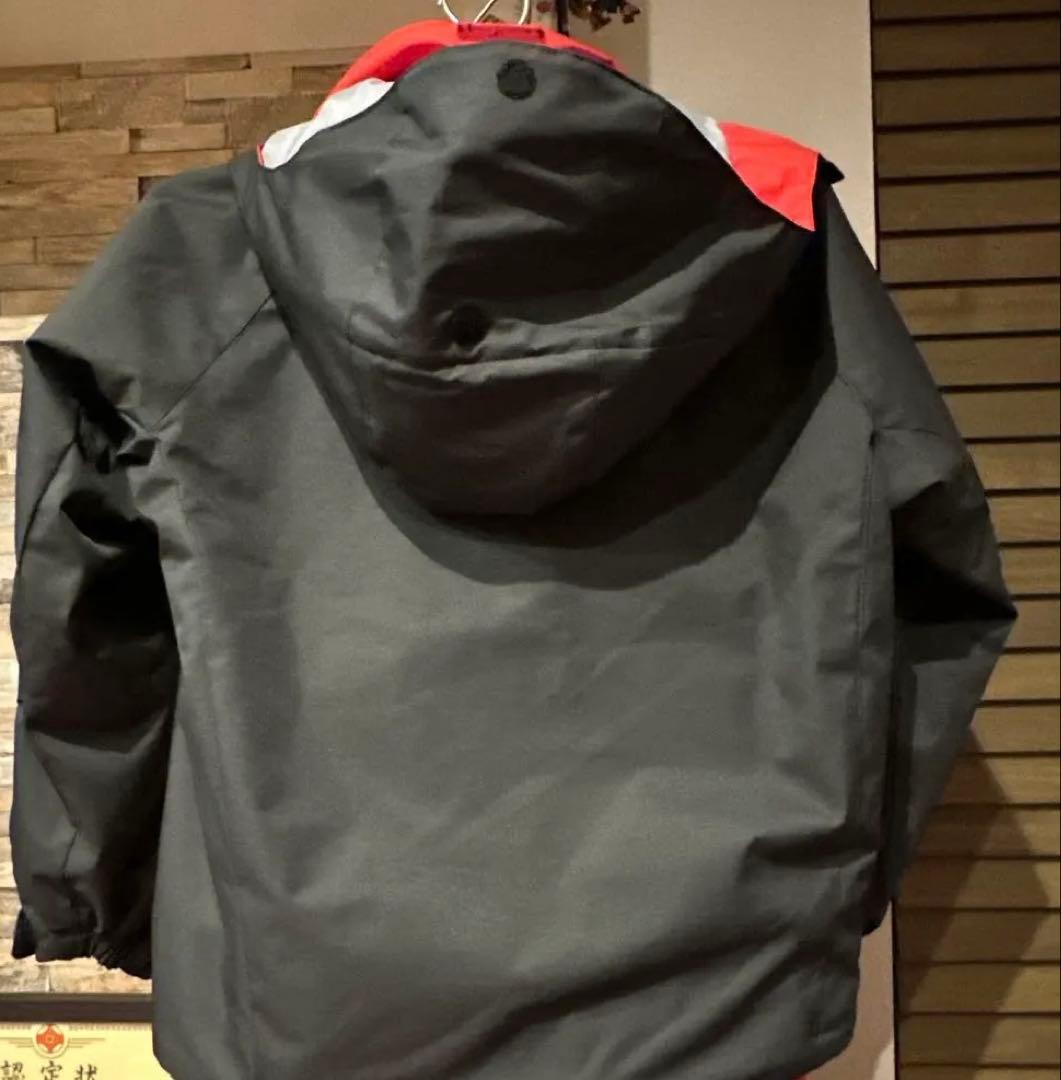 ★美品★ DESCENT MoveSport スキーウェア上下セット 子ども用