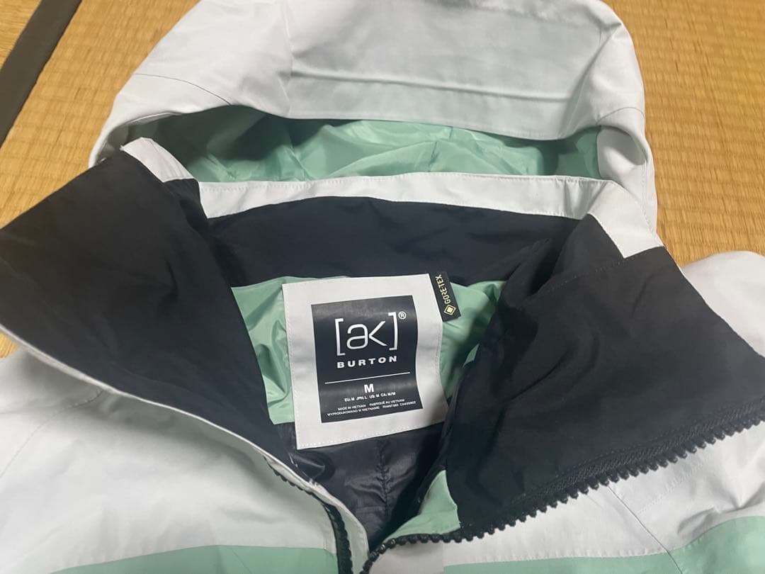 超美品！[ak] Burton バートン　スノーボードウェア 上下セット