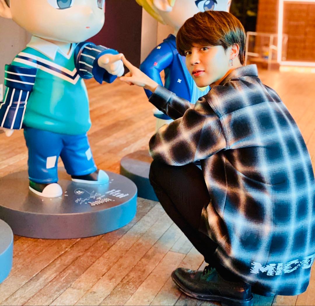 BTS HOUSE OF BTS ポップアップストア MIC DROP シャツ