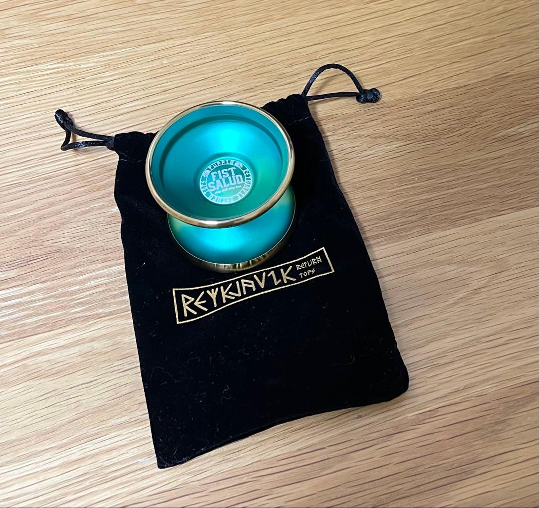 パフィン（Fistsalud）　ヨーヨー