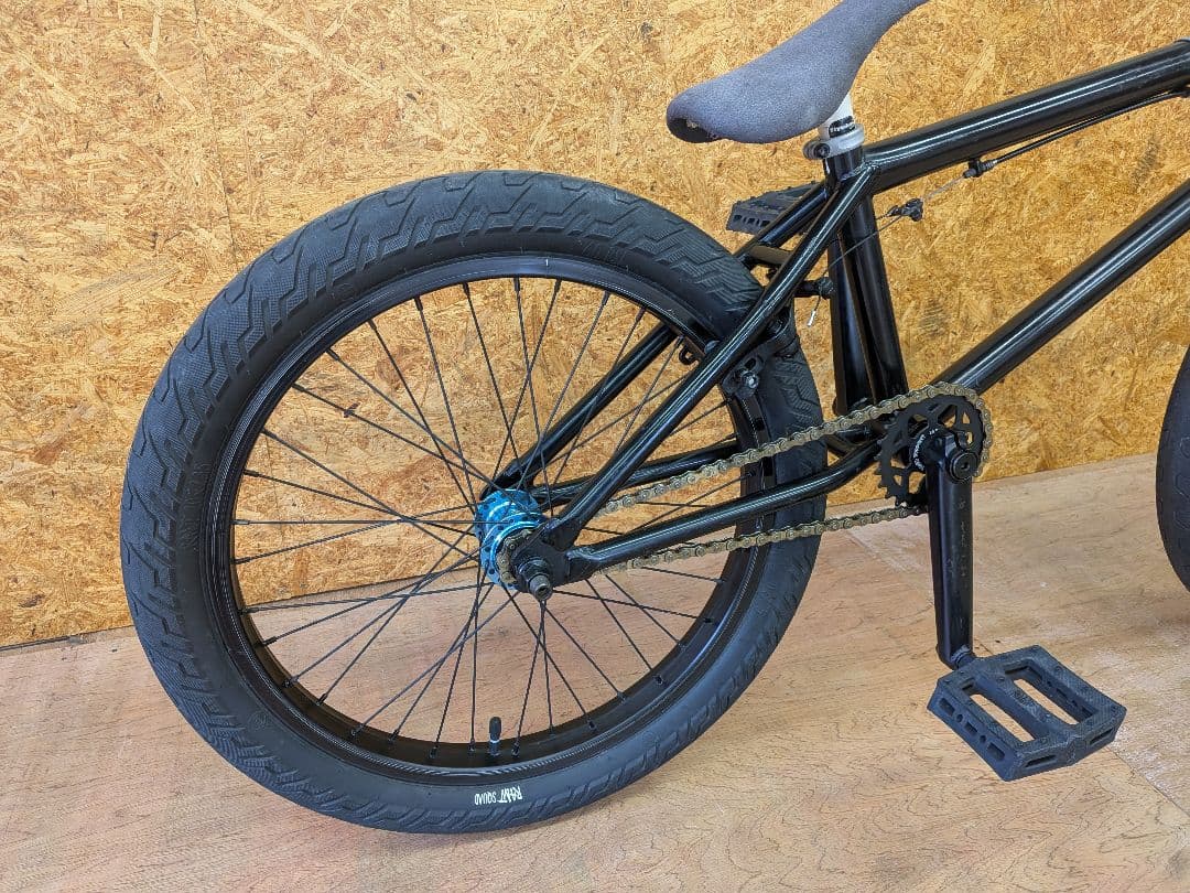 BMX suburosa 完成車　top20.8 モデル不明