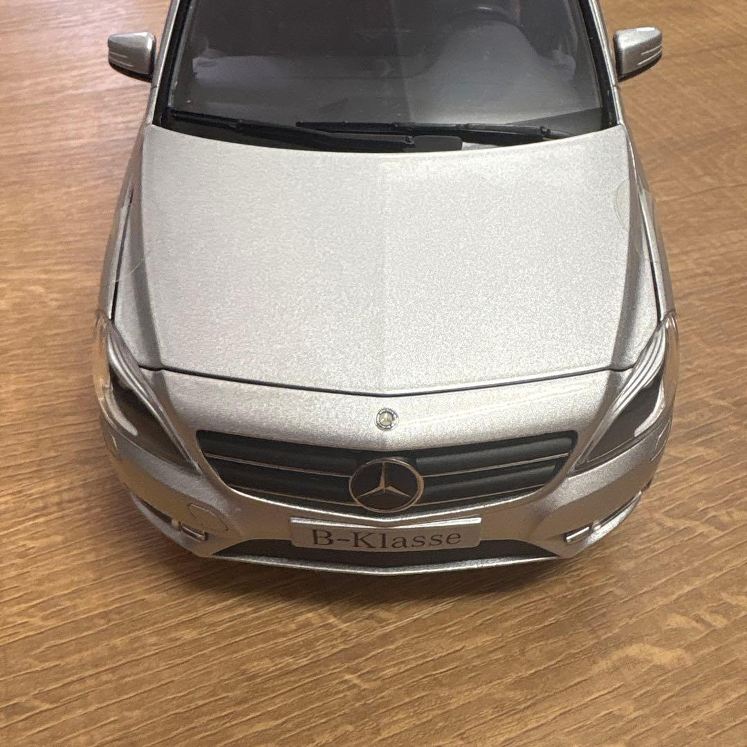 Mercedes Benz メルセデスベンツ B-Klasse 1/18