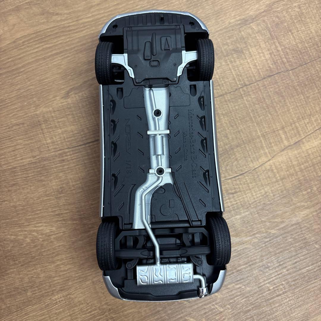 Mercedes Benz メルセデスベンツ B-Klasse 1/18