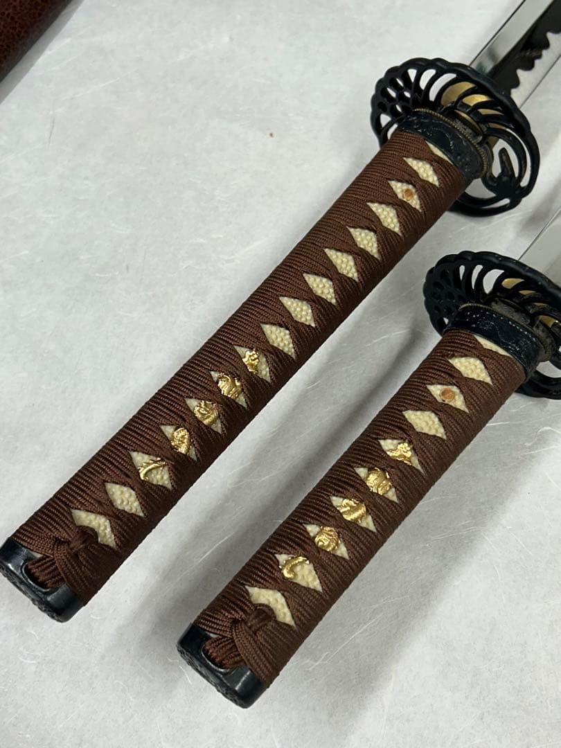 模造刀 刀 日本刀 武具 大小2本セット　鶴透かし鍔　美品 コレクション