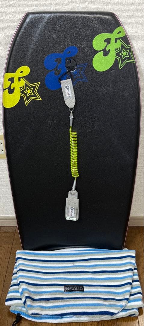 新品未使用　ボディボード　アーム用コイルコード　ケース　fruits
