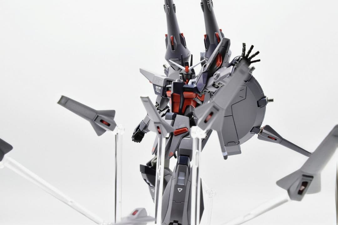 〚 HGCE 1/144 レジェンドガンダム〛塗装済完成品