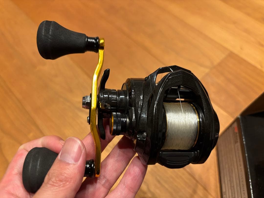 Abu Garcia Roxani Powershooter ベイトリール