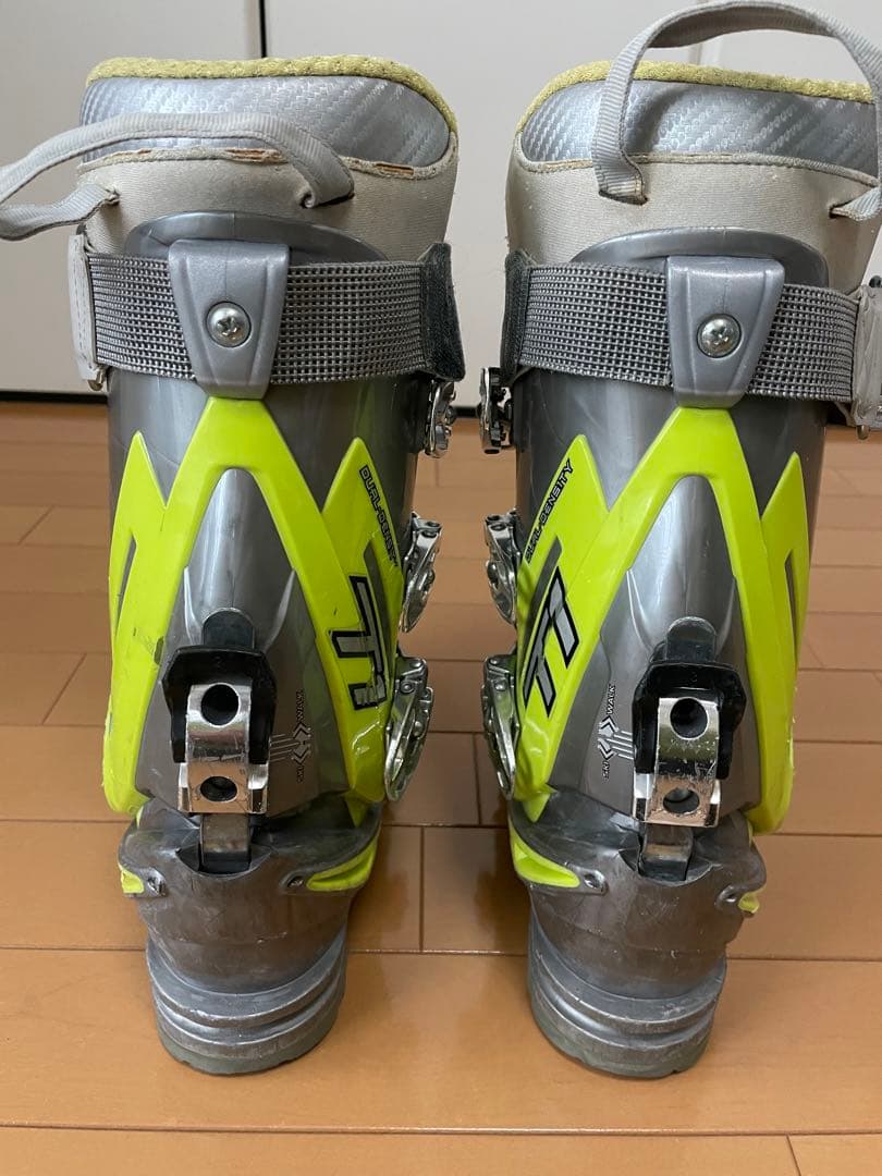 スカルパT1レディース　24センチ