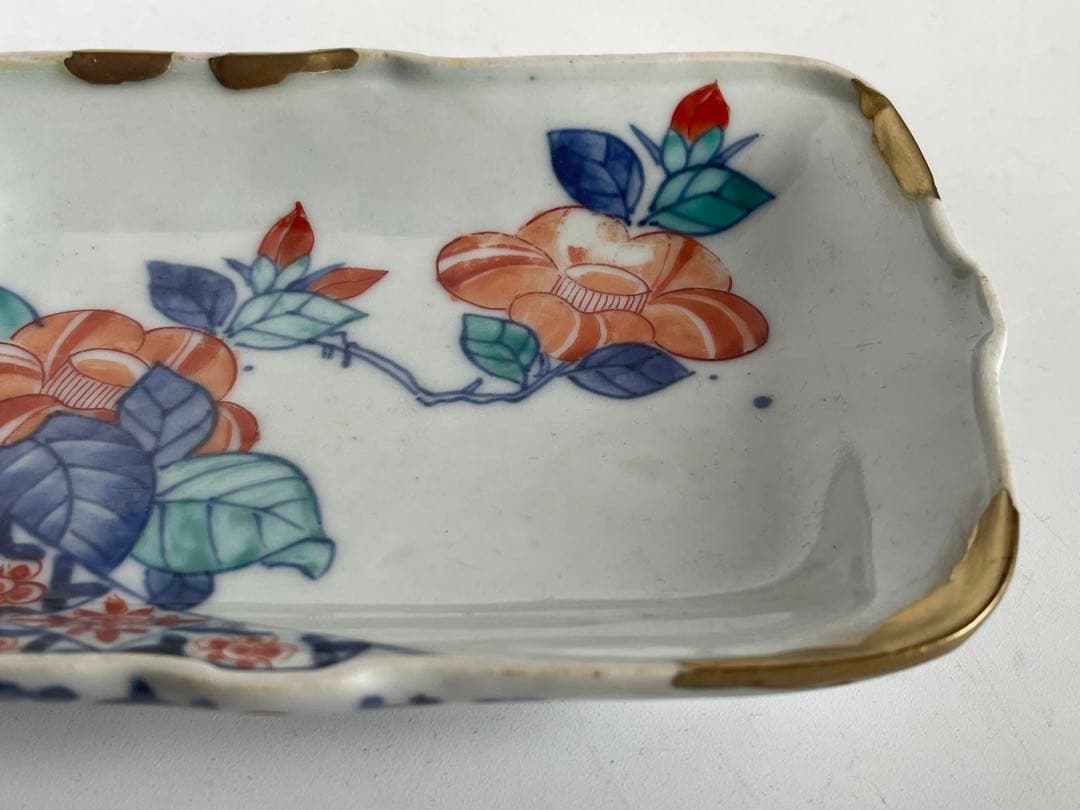 骨董　アンティーク　古伊万里　鍋島　色絵　椿図　変形皿　角皿　小皿