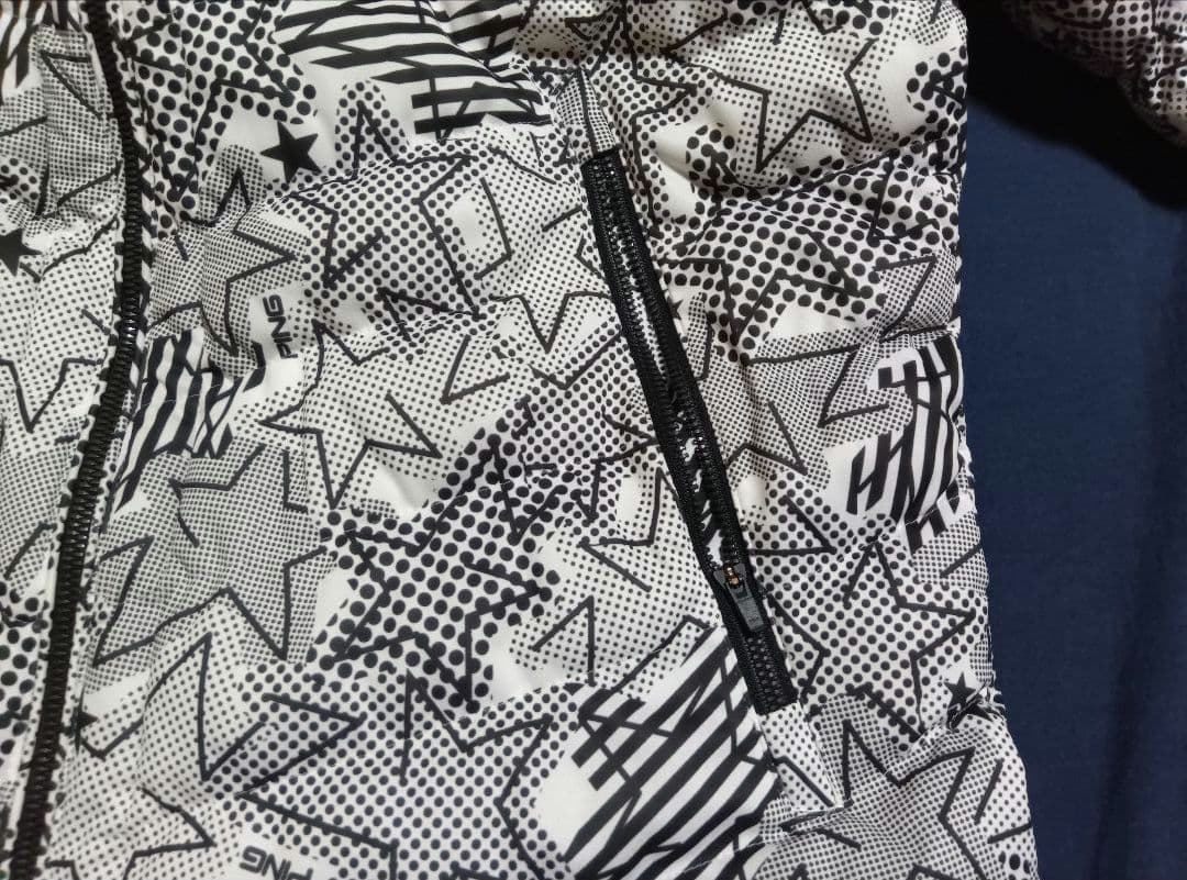 大人気 PING 星柄ダウンジャケット ホワイト/ブラック Мサイズ