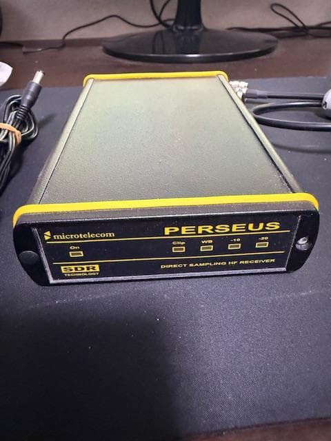 値下げ中！ 中古 美品 ソフトウェア受信機 SDR PERSEUS ペルセウス