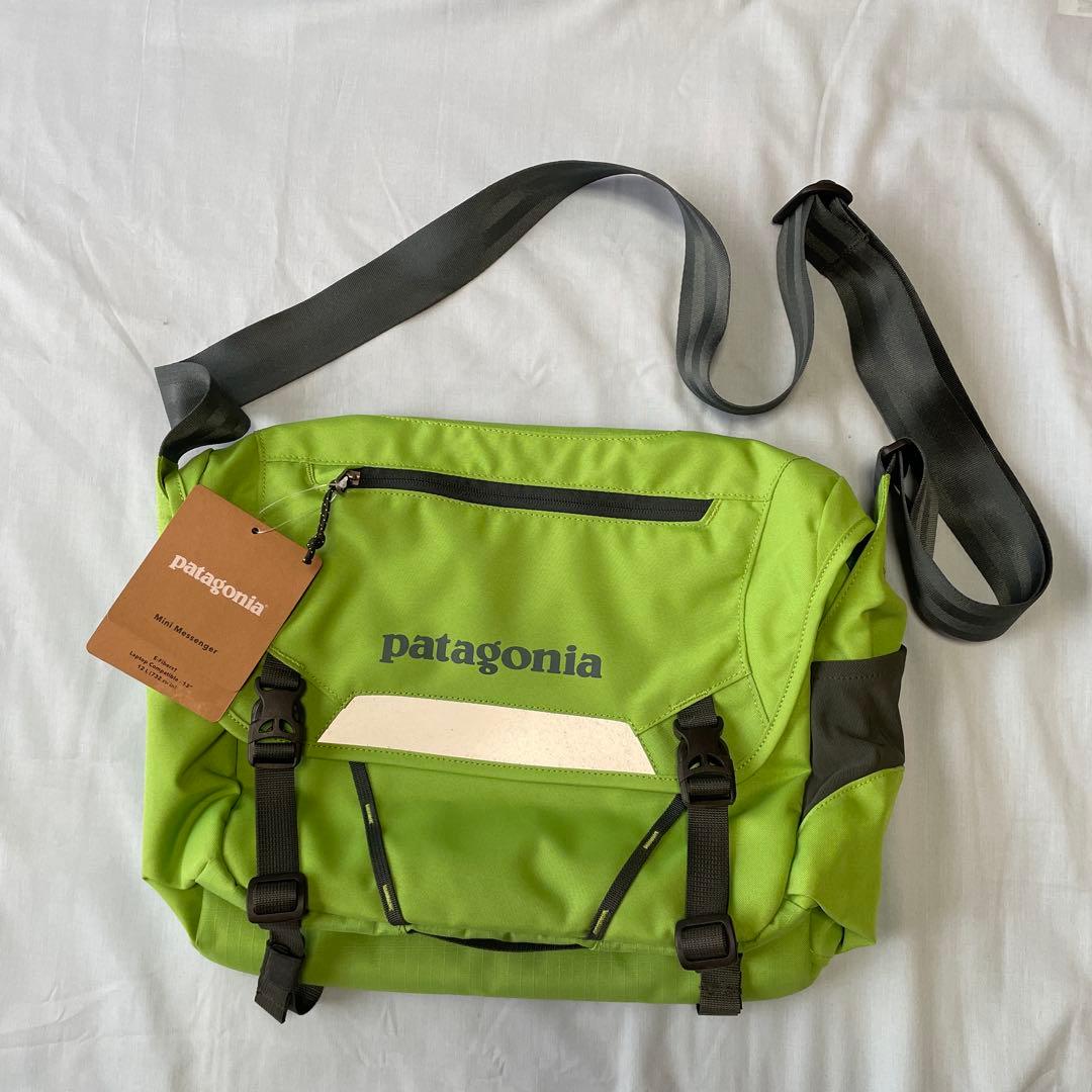 Patagonia ミニメッセンジャーバッグ　新品未使用