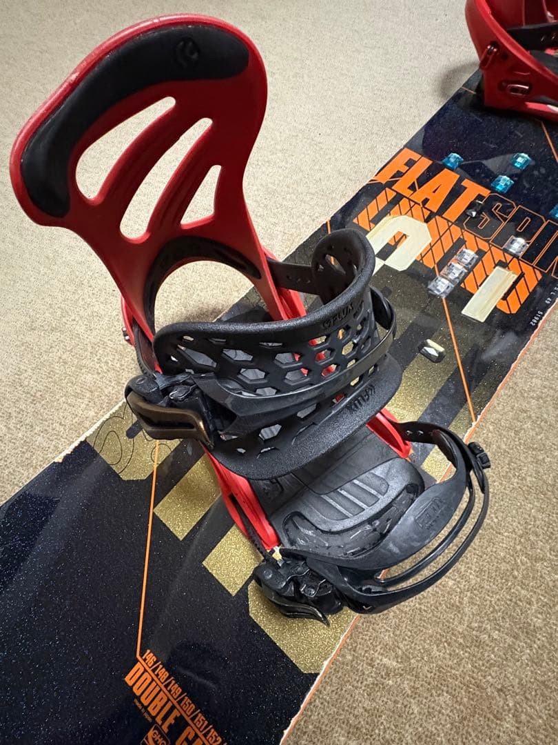 スノーボード　011 ARTISTIC ビンディング　FLUX DS