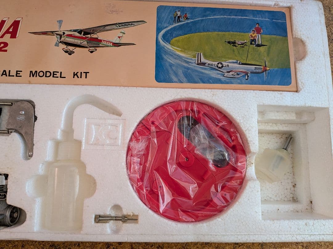 京商 セスナ172 A-CLASS U-CONTROL SCALE MODEL